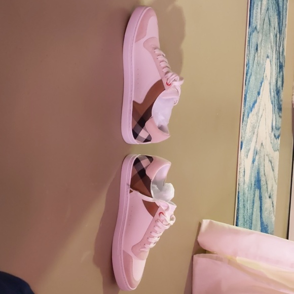 BURBERRY REETH LOW TOPS - Picture 2 of 8